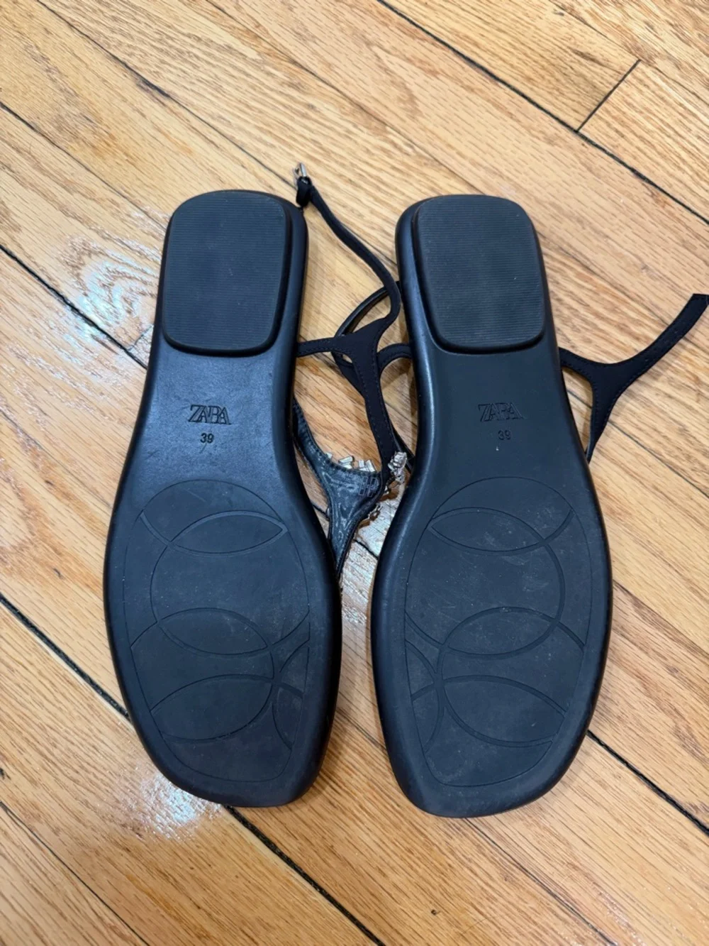 Zara Black Jeweled Sandals - Picture 4 of 4